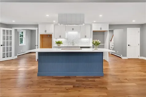 138 Oliphant Lane Middletown RI 02842