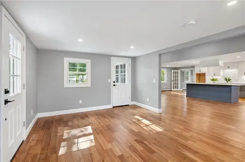 138 Oliphant Lane Middletown RI 02842