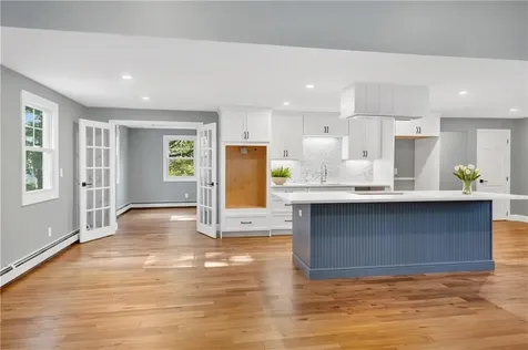 138 Oliphant Lane Middletown RI 02842