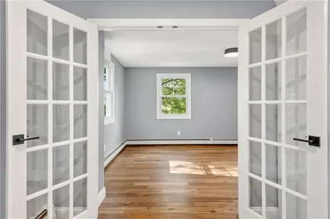 138 Oliphant Lane Middletown RI 02842