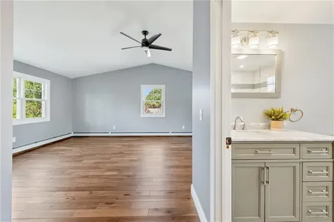 138 Oliphant Lane Middletown RI 02842