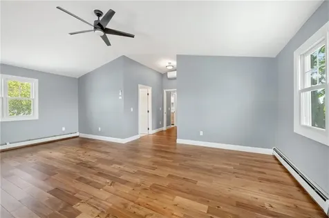 138 Oliphant Lane Middletown RI 02842