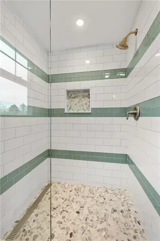 138 Oliphant Lane Middletown RI 02842