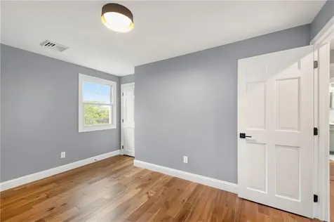 138 Oliphant Lane Middletown RI 02842