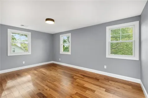 138 Oliphant Lane Middletown RI 02842