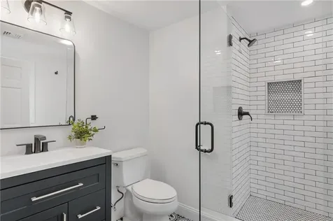 138 Oliphant Lane Middletown RI 02842