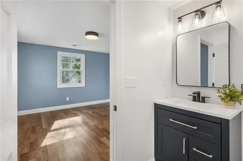 138 Oliphant Lane Middletown RI 02842