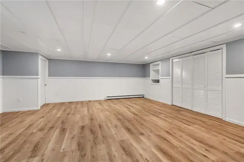 138 Oliphant Lane Middletown RI 02842