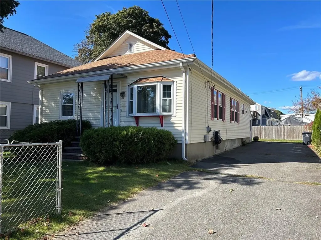 64 Bassett Street Pawtucket RI 02861