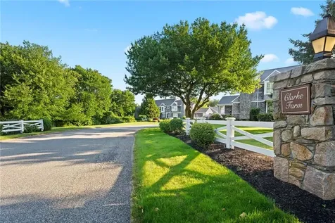 32 Fox Drive Narragansett RI 02882