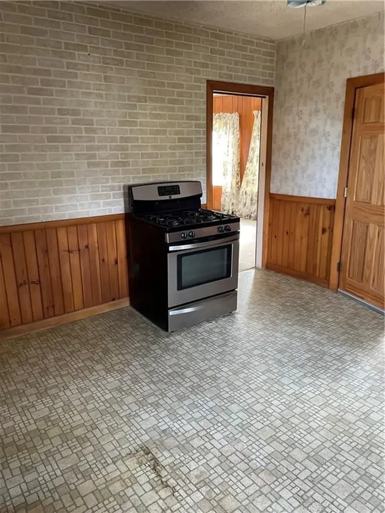 1170 1172 Lonsdale Avenue Lincoln RI 02865