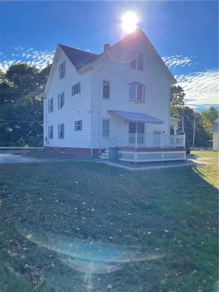 1170 1172 Lonsdale Avenue Lincoln RI 02865