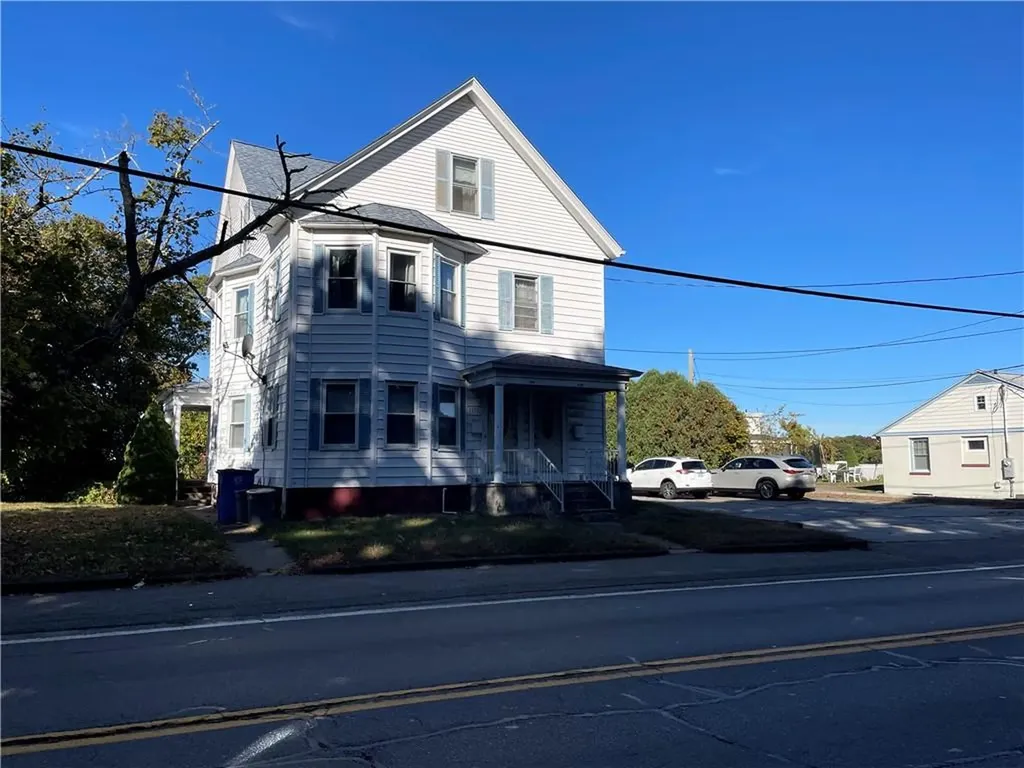 1170 1172 Lonsdale Avenue Lincoln RI 02865