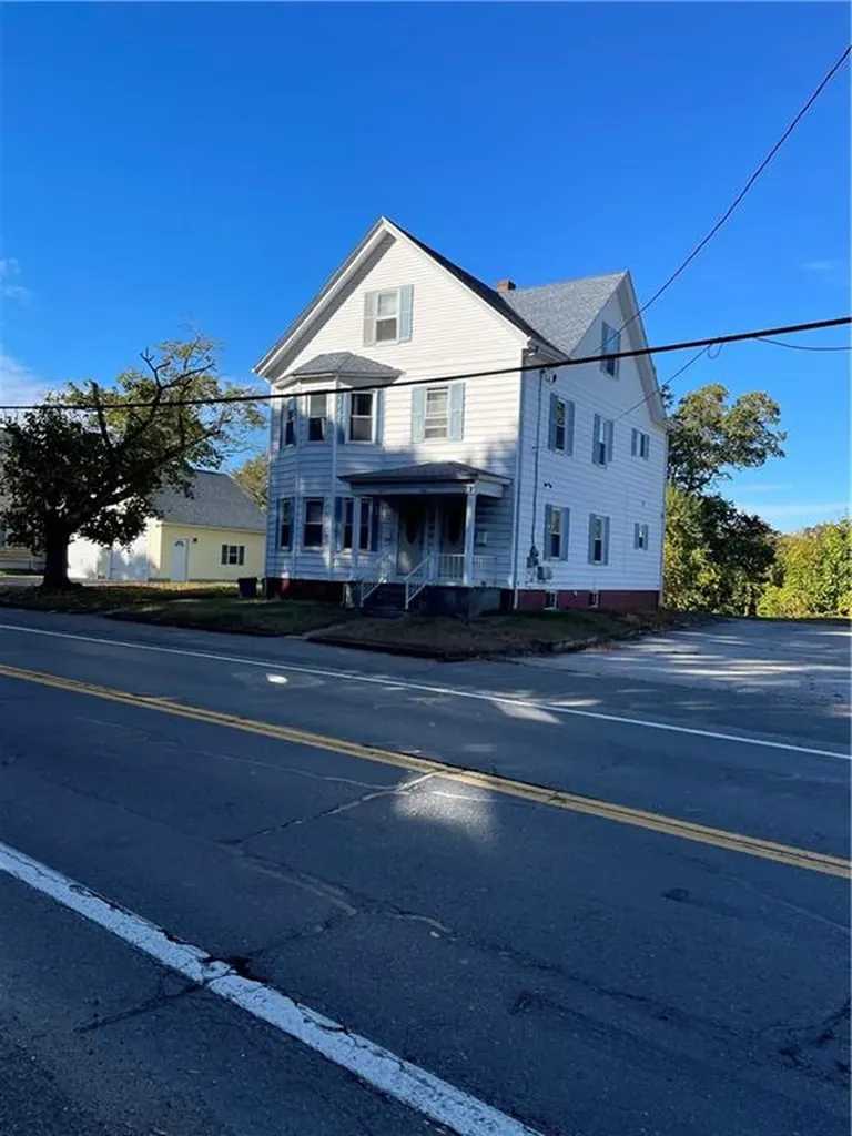 1170 1172 Lonsdale Avenue Lincoln RI 02865