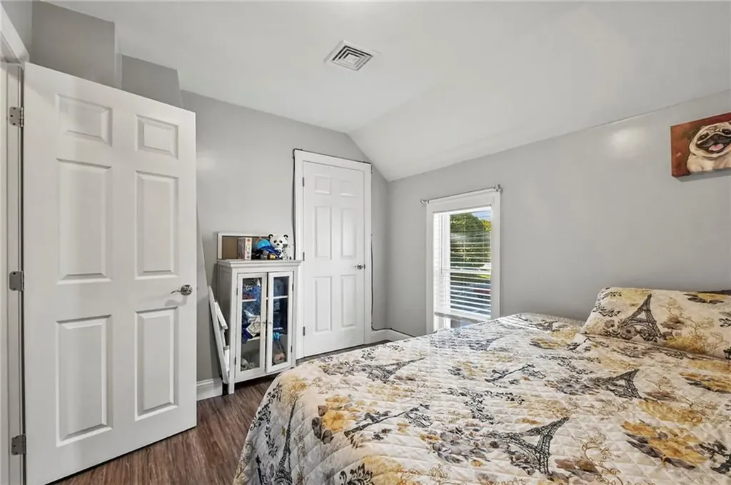 997 Park Avenue Woonsocket RI 02895
