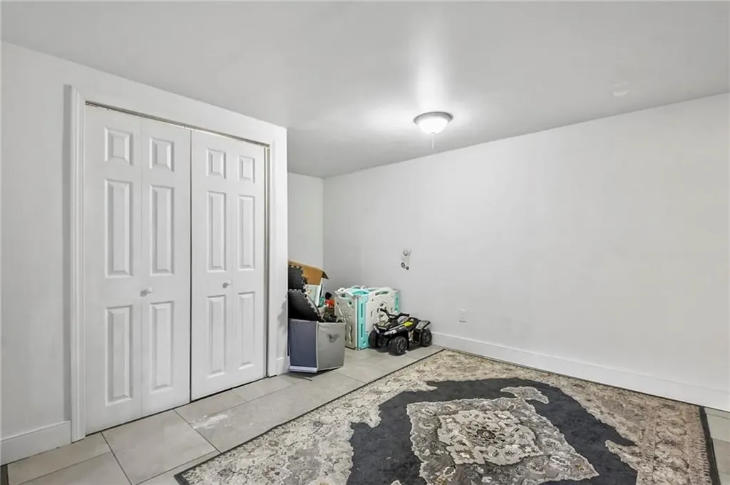 997 Park Avenue Woonsocket RI 02895