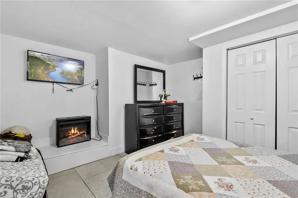 997 Park Avenue Woonsocket RI 02895