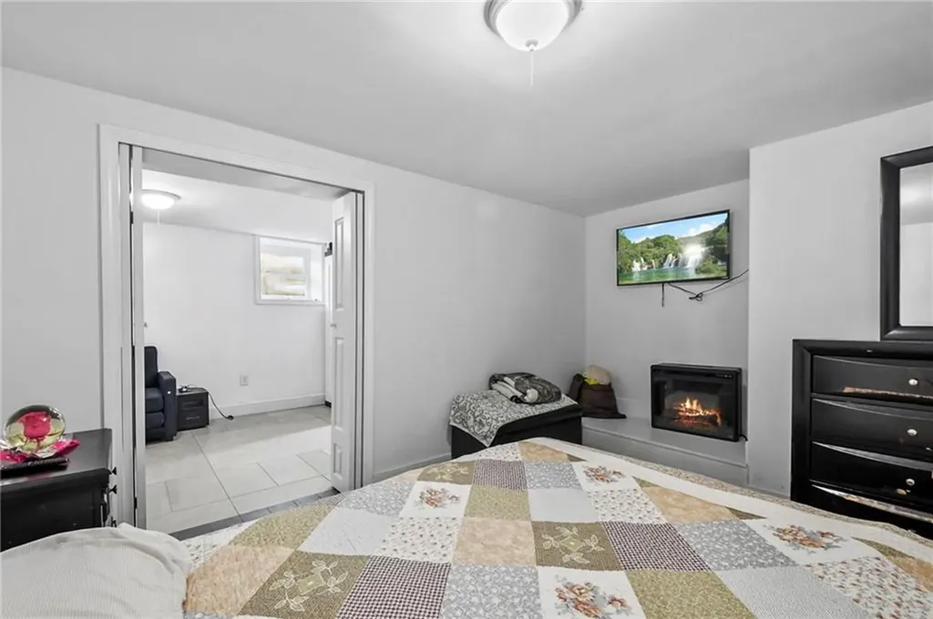 997 Park Avenue Woonsocket RI 02895
