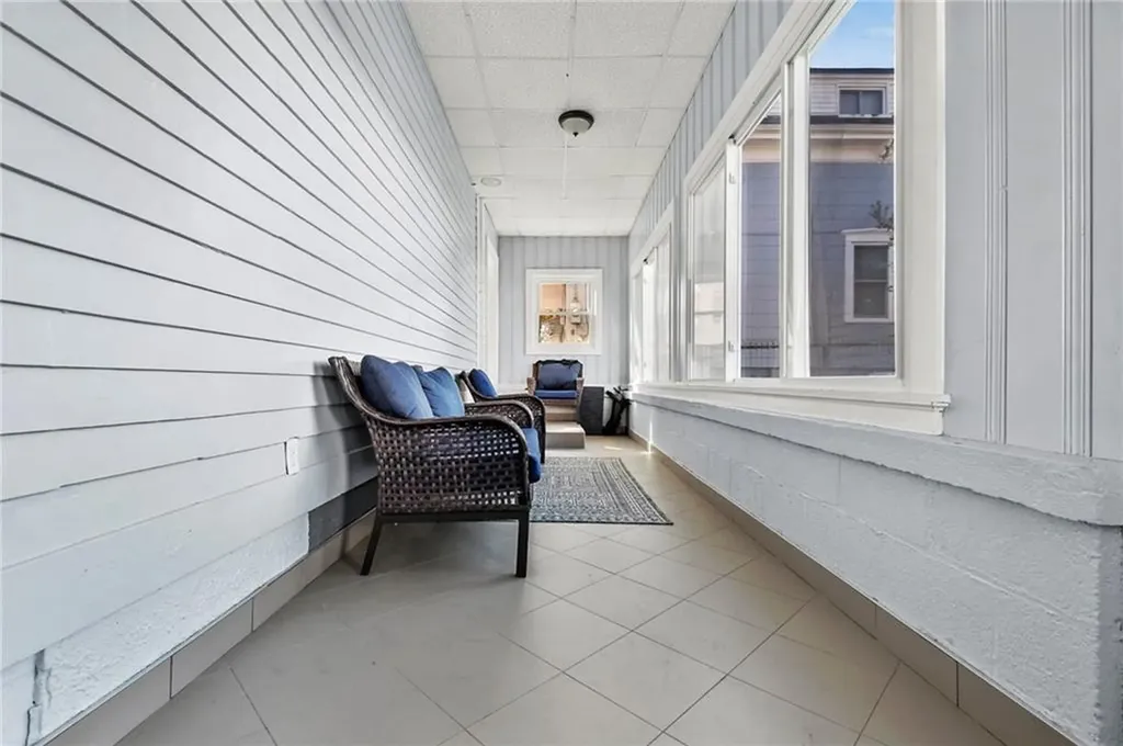 997 Park Avenue Woonsocket RI 02895