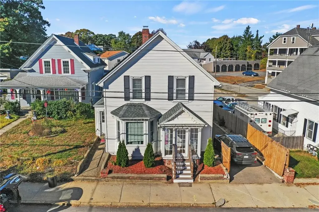 997 Park Avenue Woonsocket RI 02895