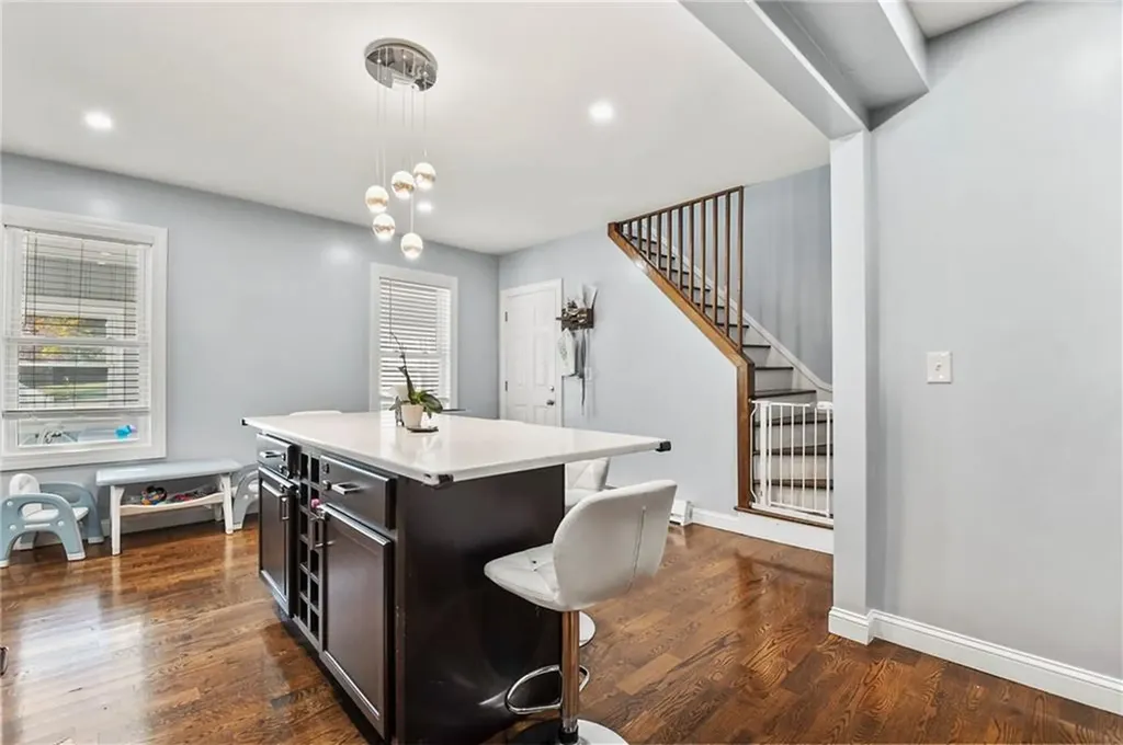 997 Park Avenue Woonsocket RI 02895