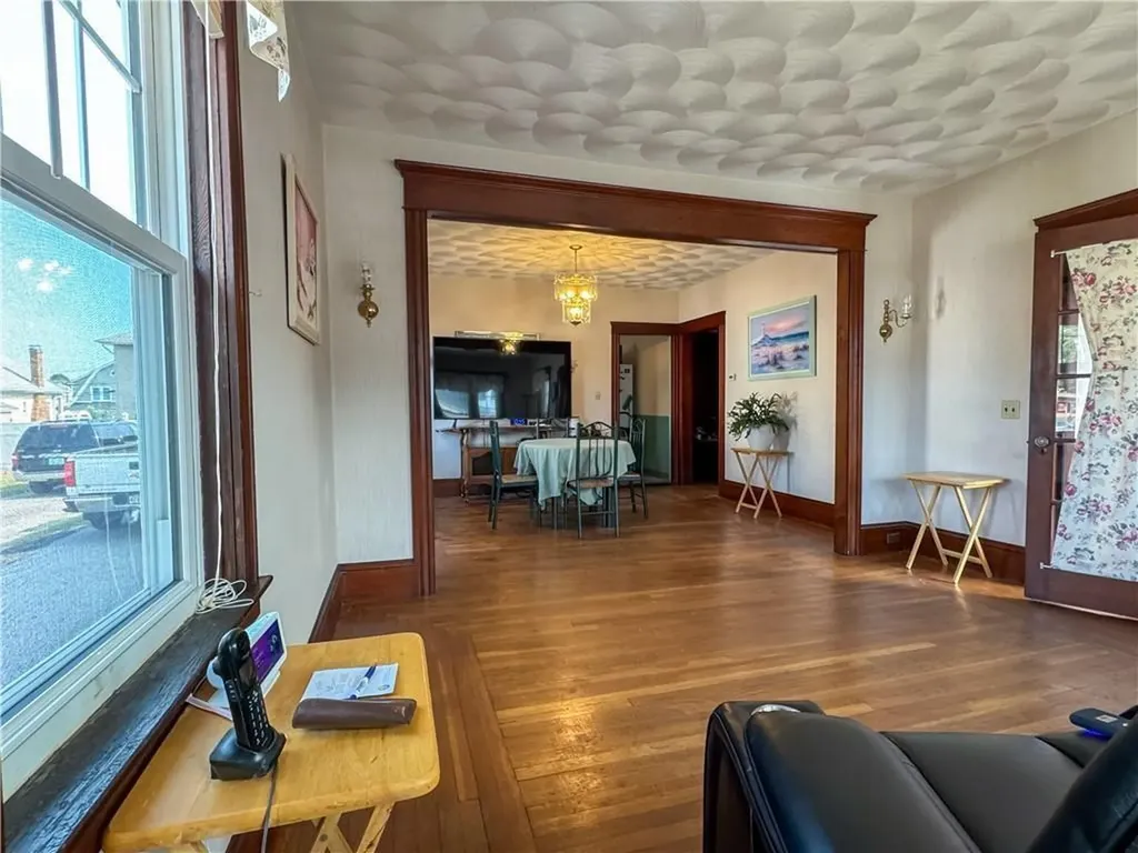 135 Eldridge Street Cranston RI 02910