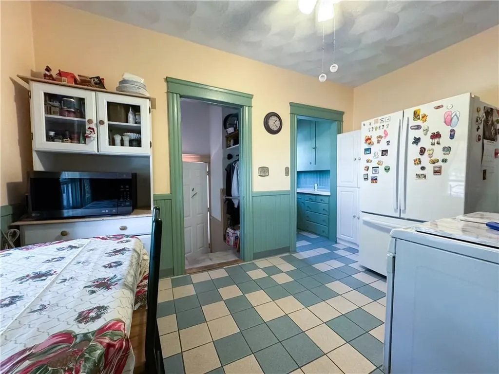 135 Eldridge Street Cranston RI 02910