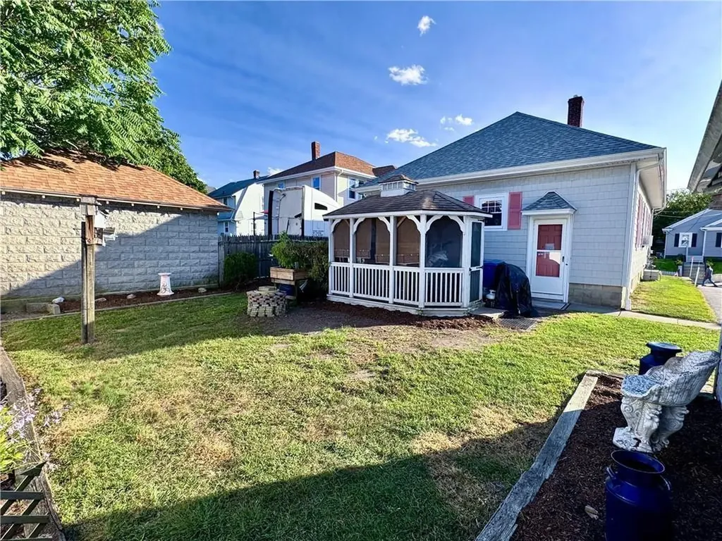 135 Eldridge Street Cranston RI 02910
