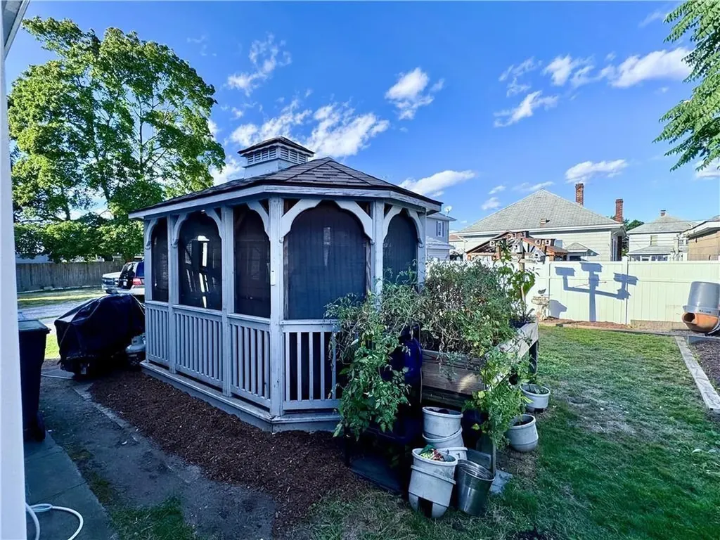 135 Eldridge Street Cranston RI 02910