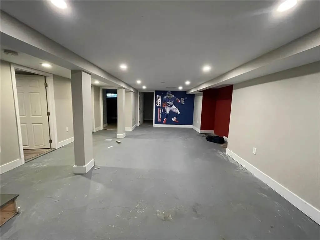 9 Wilson Road Middletown RI 02842