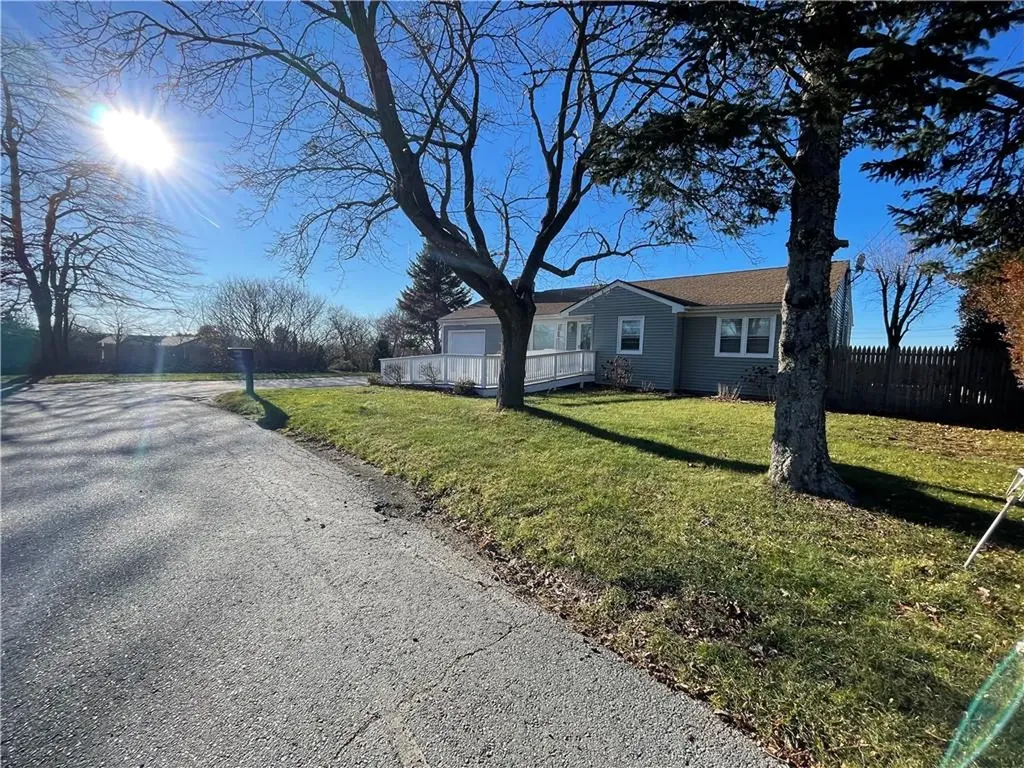 9 Wilson Road Middletown RI 02842