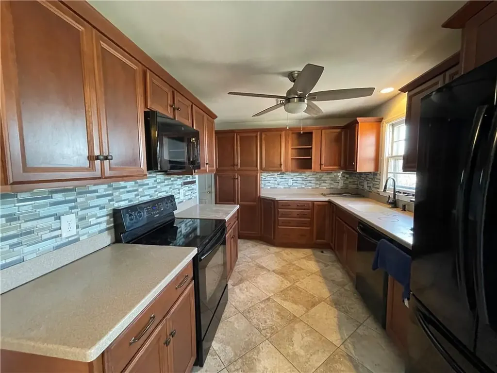 9 Wilson Road Middletown RI 02842