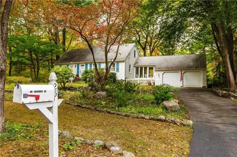 25 Hanaford Drive East Greenwich RI 02818