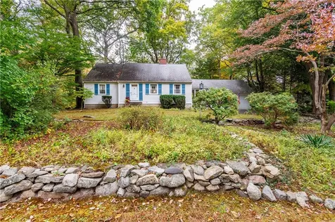 25 Hanaford Drive East Greenwich RI 02818