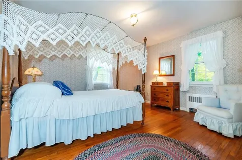 25 Hanaford Drive East Greenwich RI 02818