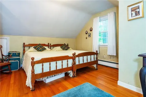 25 Hanaford Drive East Greenwich RI 02818