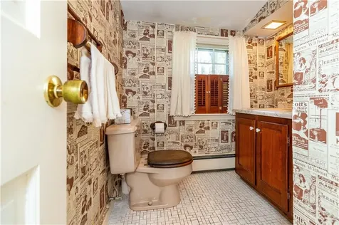 25 Hanaford Drive East Greenwich RI 02818