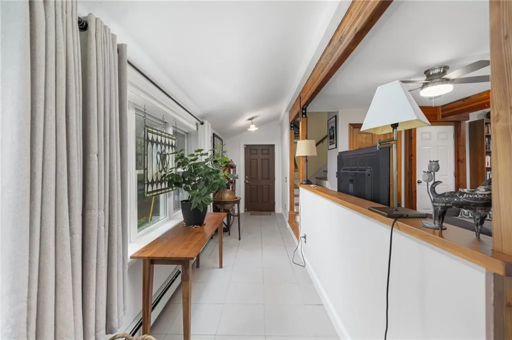 148 Andrew Comstock Road Warwick RI 02886