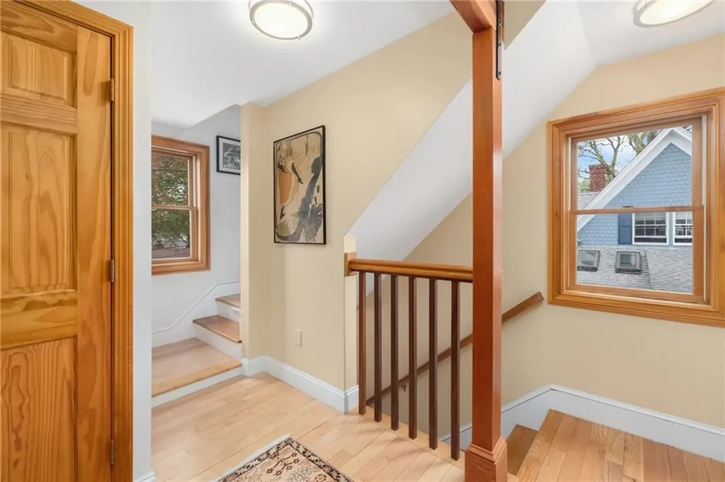 148 Andrew Comstock Road Warwick RI 02886