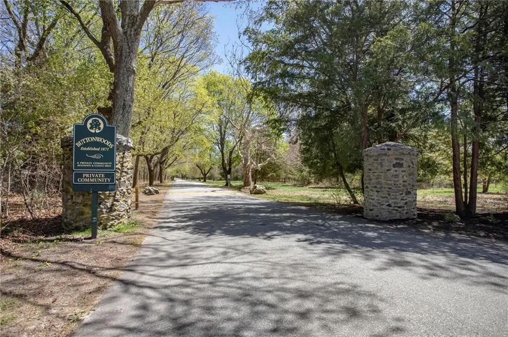148 Andrew Comstock Road Warwick RI 02886