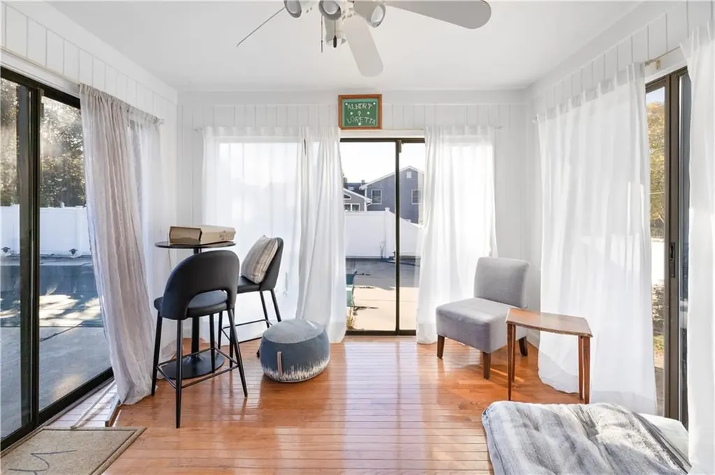 18 Carriage Way North Providence RI 02904