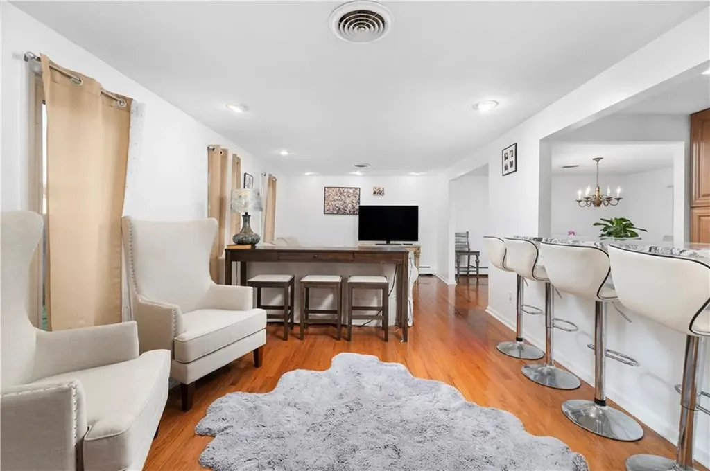 18 Carriage Way North Providence RI 02904