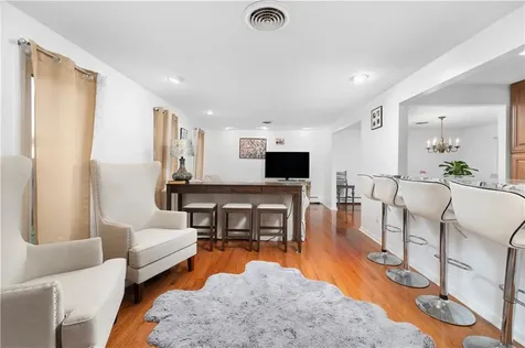 18 Carriage Way North Providence RI 02904