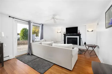 18 Carriage Way North Providence RI 02904