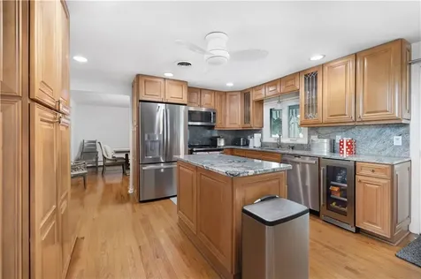 18 Carriage Way North Providence RI 02904