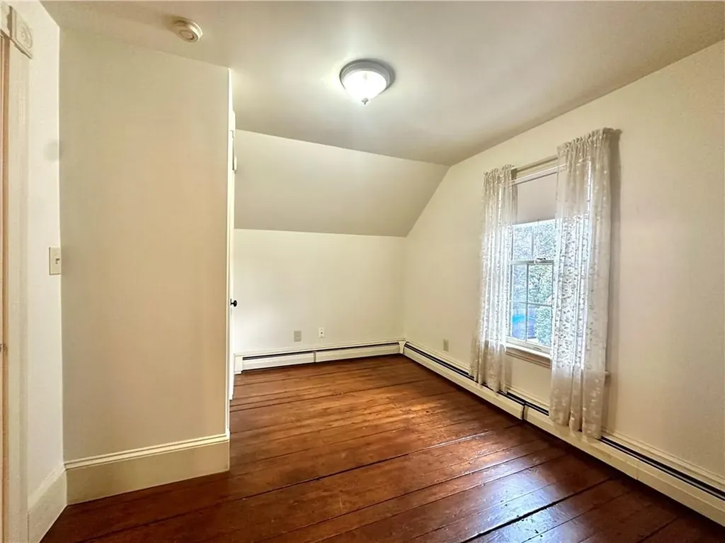 6 Cozzens Court Newport RI 02840