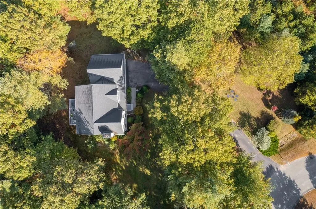 18 White Tail Circle Charlestown RI 02813