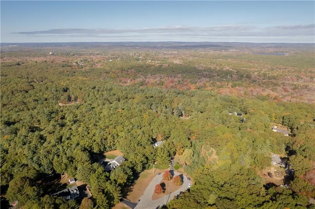 18 White Tail Circle Charlestown RI 02813