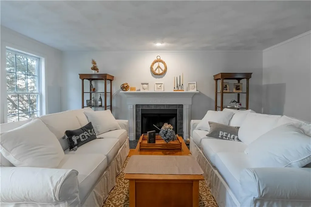 18 White Tail Circle Charlestown RI 02813