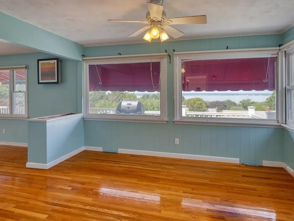 14 Algonquin Drive Middletown RI 02840